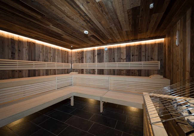 Große finnische Sauna (90 Grad)