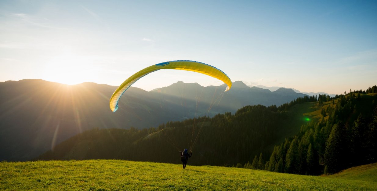 Gleitschirmfliegen mit Berg-Gesund in Großarl © www.grossarltal.info